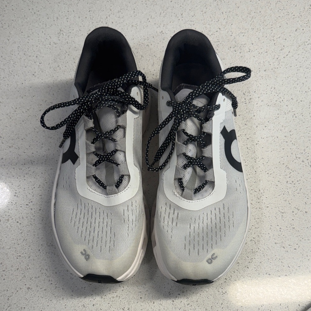OnCloud Cloud Monster Running Shoe